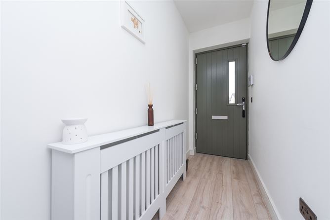 1 Oak Park Square, Oak Park, Naas, Co. Kildare. 