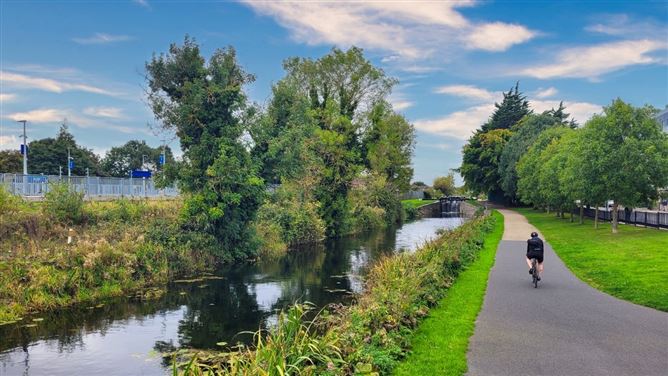 52 Beacon Royal Canal Park, Ashtown, Dublin 15