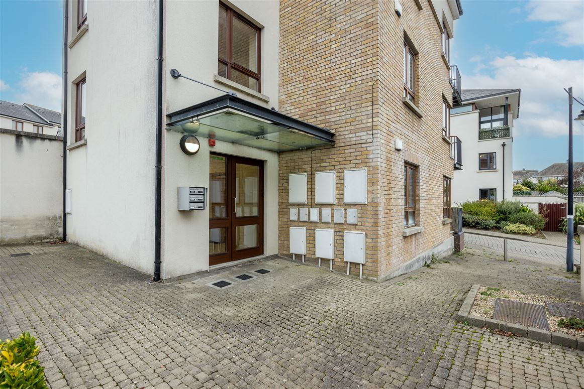 5 The Close , Malahide, County Dublin