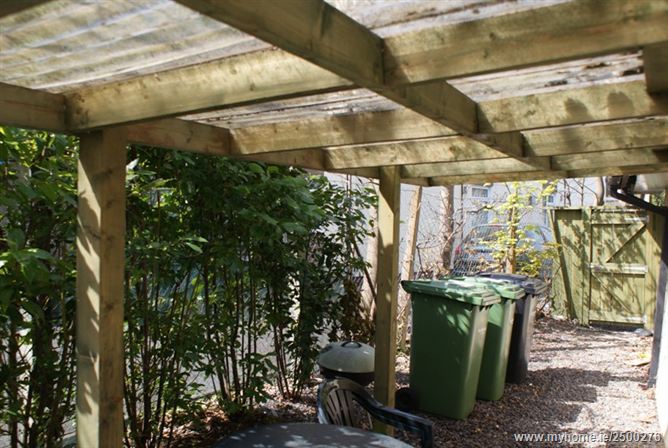 44 Blackhorse Ave, Navan Road,   Dublin 7