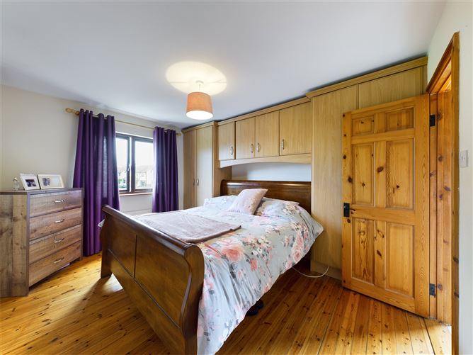92 Woodhaven, Kilrush Road, Ennis, Co. Clare