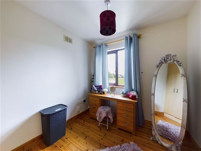 92 Woodhaven, Kilrush Road, Ennis, Co. Clare