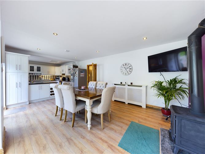 92 Woodhaven, Kilrush Road, Ennis, Co. Clare