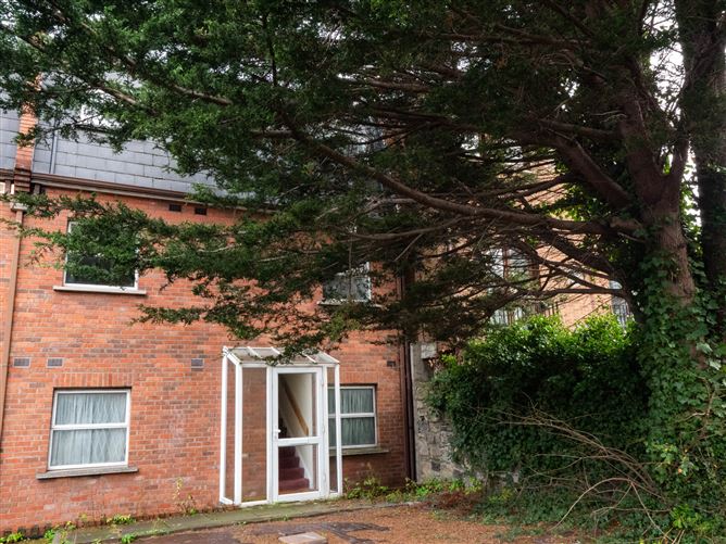 4 Huband Mews, Stephen's Lane, South City Centre, Dublin 2