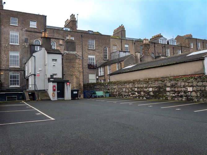 4 Huband Mews, Stephen's Lane, South City Centre, Dublin 2