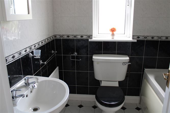 54 Clonminch Wood, Clonminch Road, Tullamore, Co. Offaly