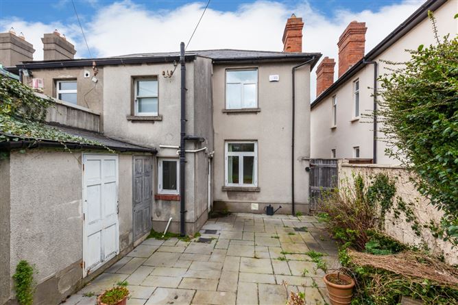 8 Fairfield Road, Glasnevin, Dublin 9