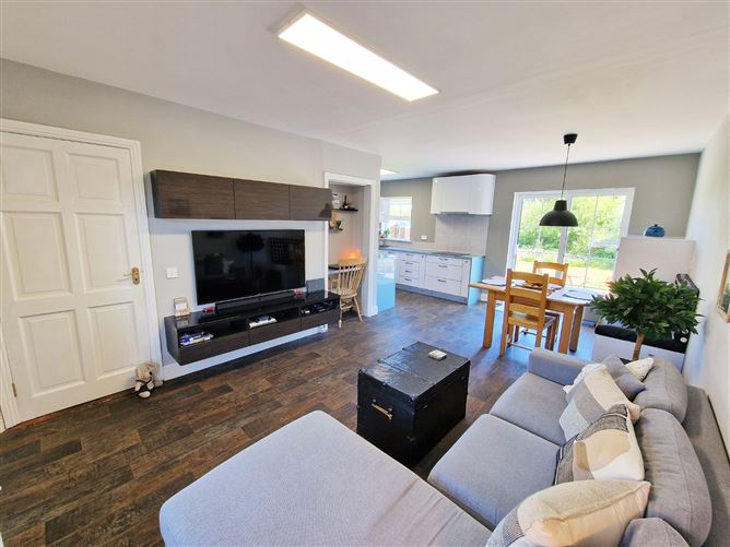 15 Powerscourt, Tulla, Co. Clare