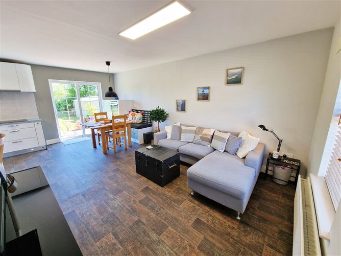 15 Powerscourt, Tulla, Co. Clare