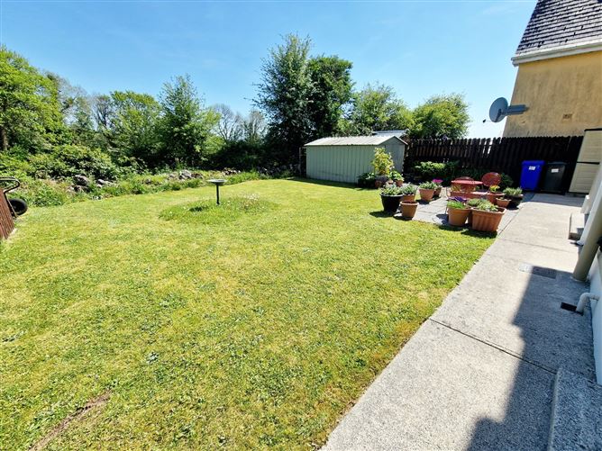 15 Powerscourt, Tulla, Co. Clare