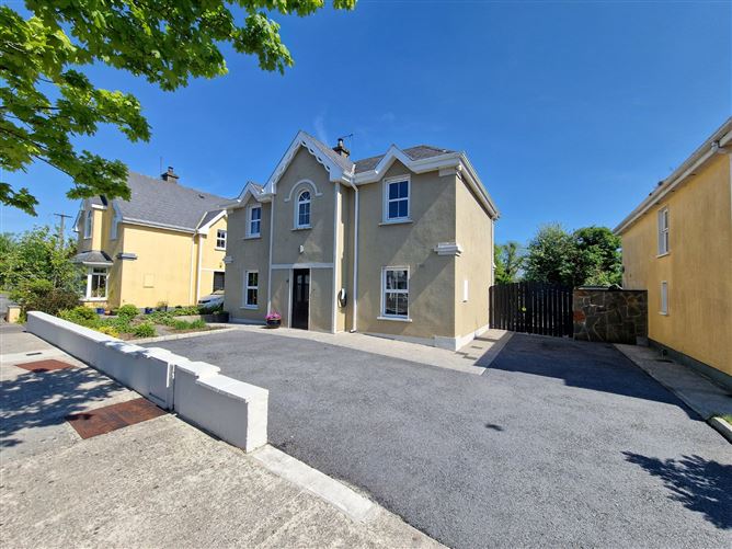 15 Powerscourt, Tulla, Co. Clare