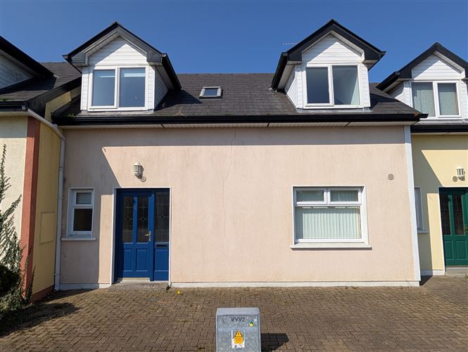 2 Chapel Row, Swinford, Co. Mayo