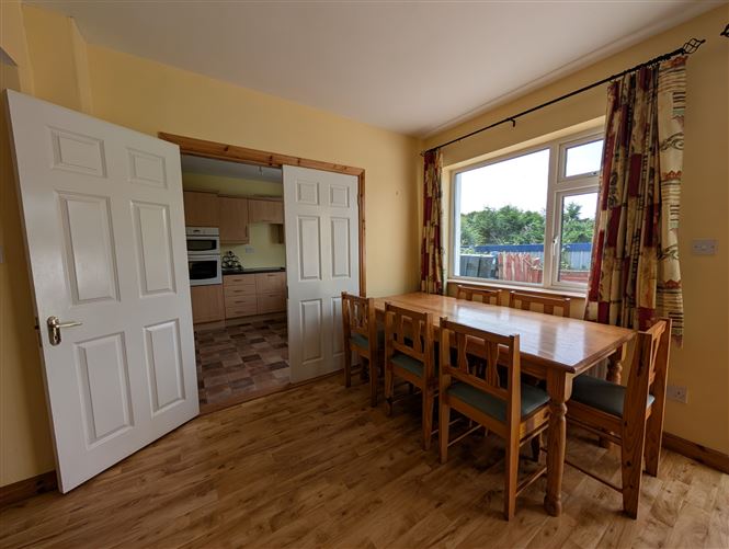 2 Chapel Row, Swinford, Co. Mayo