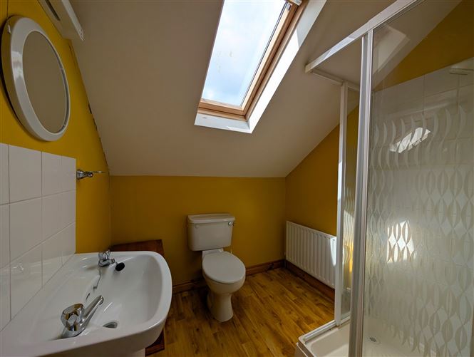 2 Chapel Row, Swinford, Co. Mayo