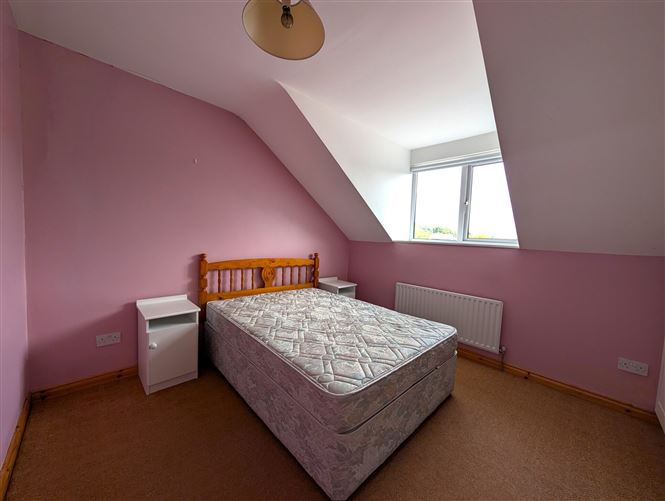 2 Chapel Row, Swinford, Co. Mayo