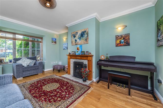 https://photos-a.propertyimages.ie/media/6/7/2/5017276/8f8b51a1-3226-4577-84e4-9195f1500137_l.jpg