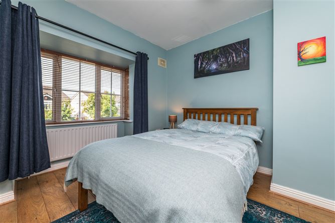 https://photos-a.propertyimages.ie/media/6/7/2/5017276/8f8b51a1-3226-4577-84e4-9195f1500137_l.jpg