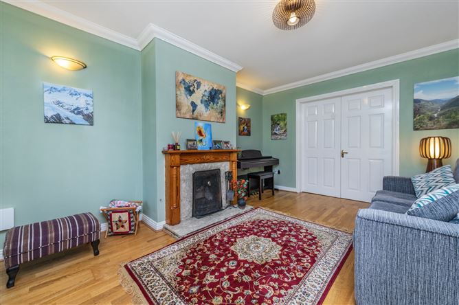 https://photos-a.propertyimages.ie/media/6/7/2/5017276/8f8b51a1-3226-4577-84e4-9195f1500137_l.jpg