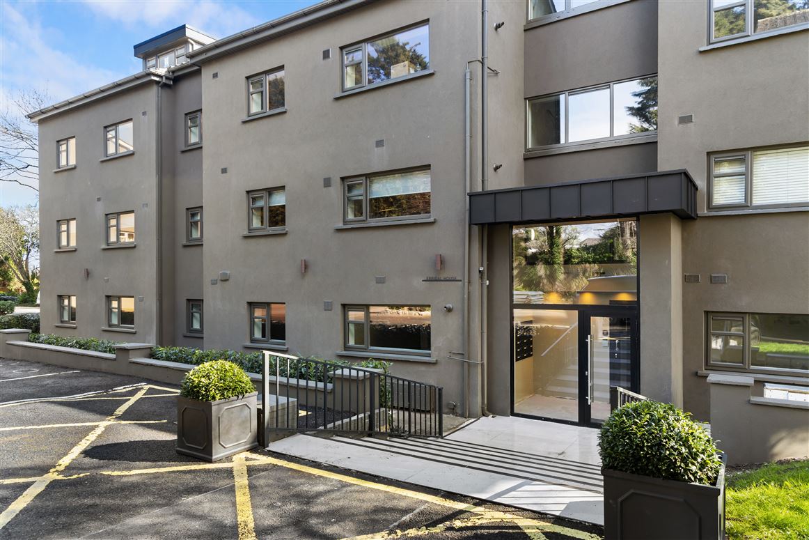 Apartment 10, Errigal House, Eglinton Court, Donnybrook, Dublin 4