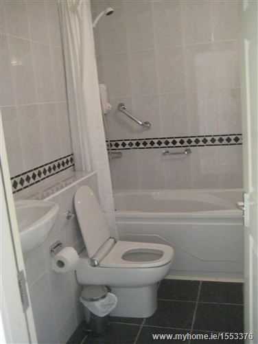 Carlton Village, Youghal, Co. Cork