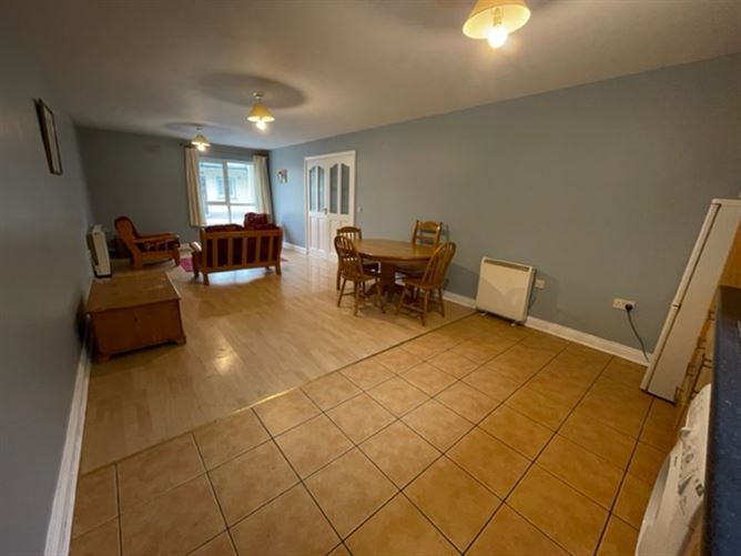 Apartment 4 Glencree The Square, Ennistymon, Clare