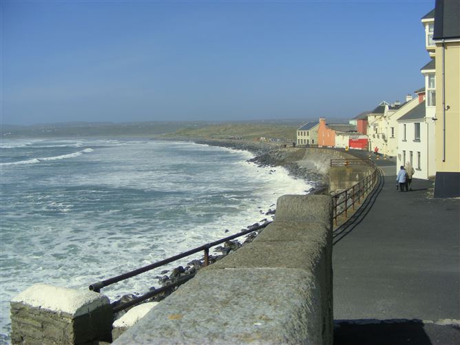 Apartment 4 Glencree The Square, Ennistymon, Clare