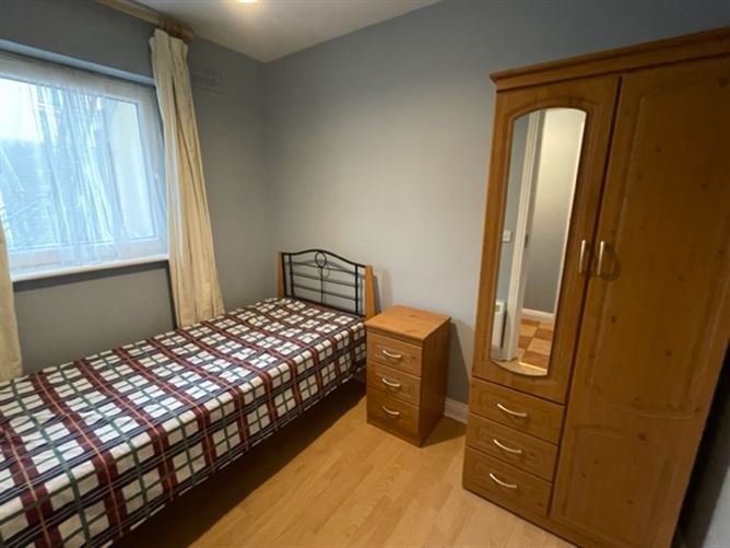 Apartment 4 Glencree The Square, Ennistymon, Clare