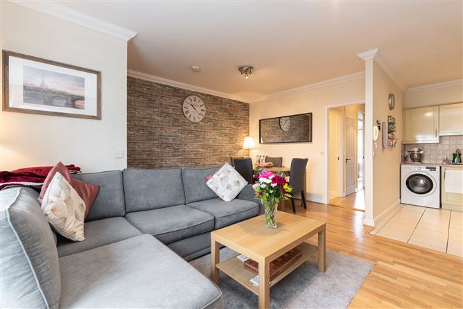 87 Beechdale Court , Ballycullen, Dublin 24
