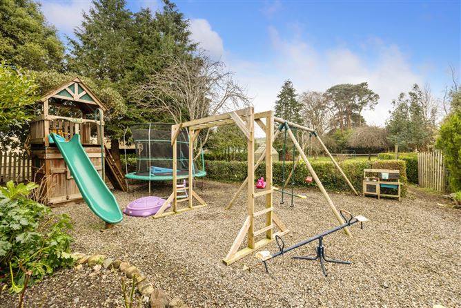 Bahana Farmhouse On C.12 Acres, Enniskerry, Co. Wicklow