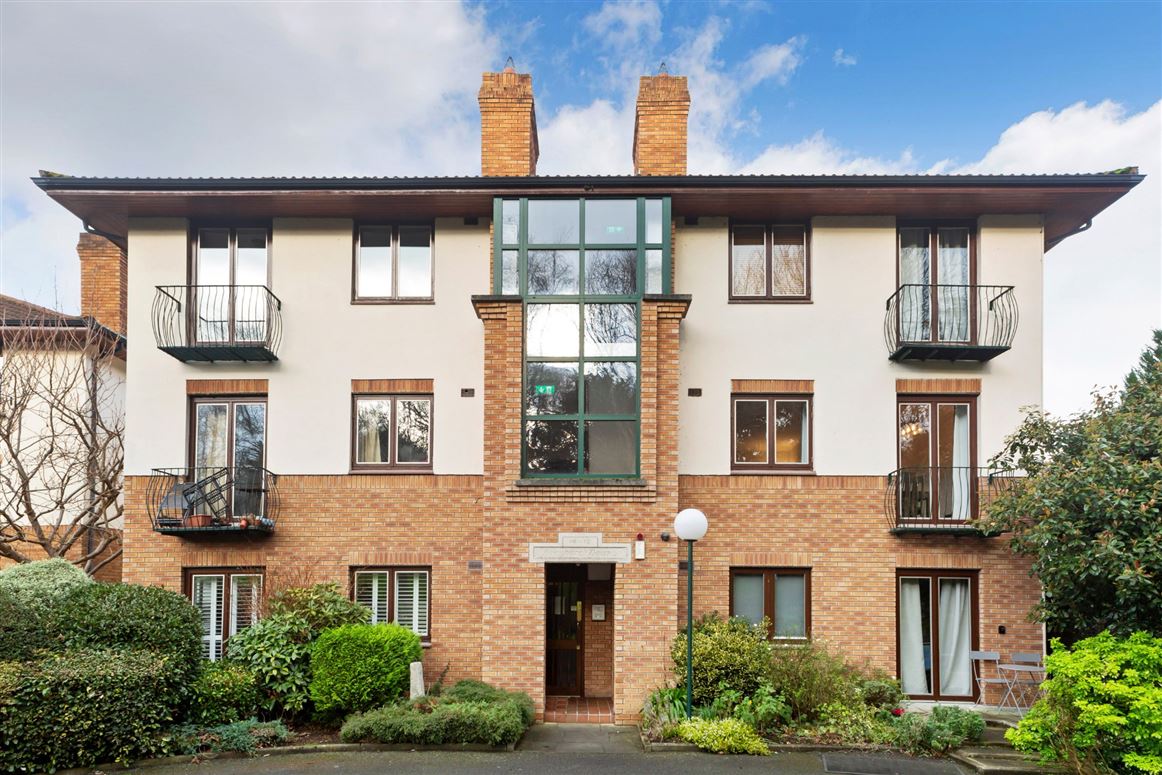 17 Beauparc Downs, Monstown Valley, Monkstown, Co. Dublin