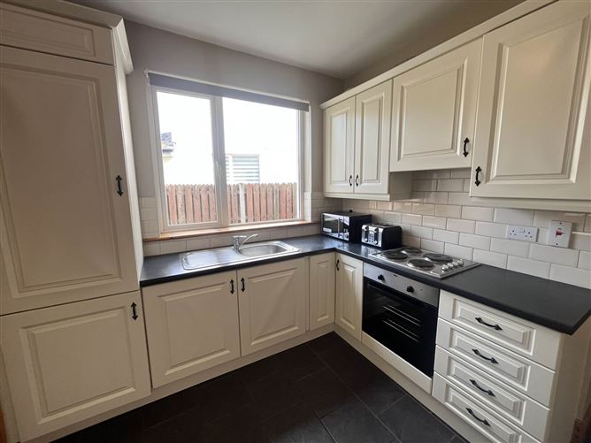 9 Longfield Avenue, Clonmel, County Tipperary