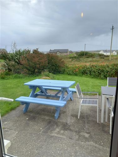 Pet paradise 6 bedhouse by sea,Vacation Rental in Galway, Ireland