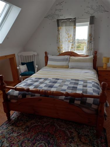 Pet paradise 6 bedhouse by sea,Vacation Rental in Galway, Ireland