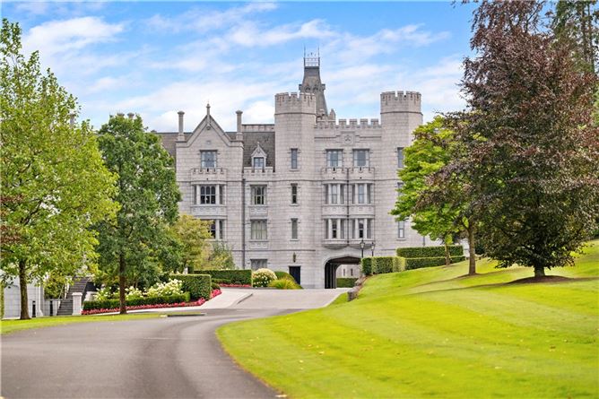Oak Lodge, 9 The Demesne, Adare Manor, Co. Limerick