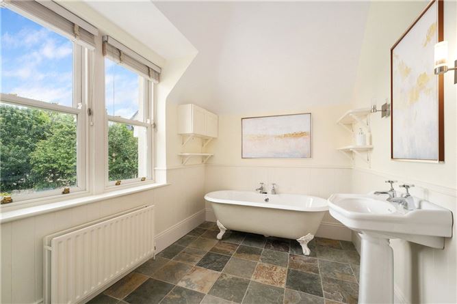 Oak Lodge, 9 The Demesne, Adare Manor, Co. Limerick