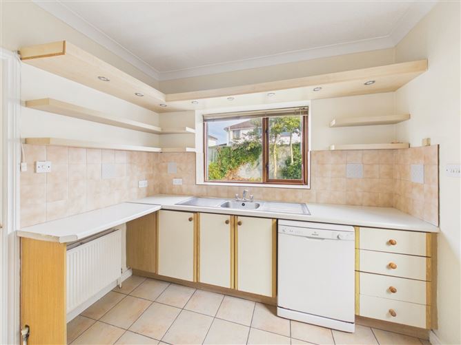 Photo 7 of 22 — 47 Ashleigh Grove, Ballymoneen Road, Galway