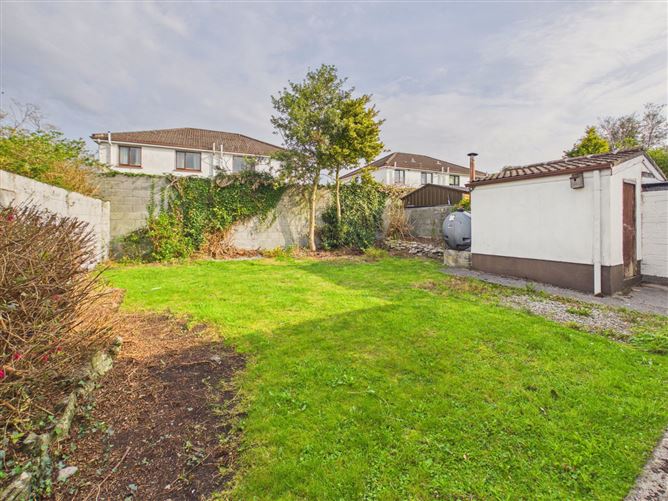 Photo 19 of 22 — 47 Ashleigh Grove, Ballymoneen Road, Galway
