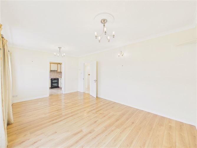 Photo 13 of 22 — 47 Ashleigh Grove, Ballymoneen Road, Galway