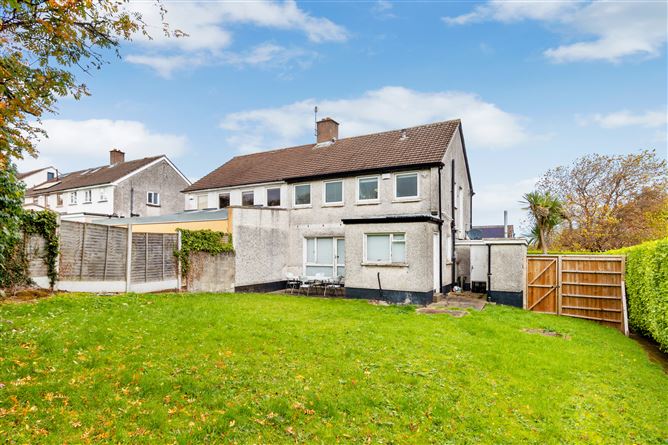215 Barton Road East, Dundrum, Dublin 14