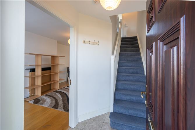51 Popes Hill, Popes Road, 
