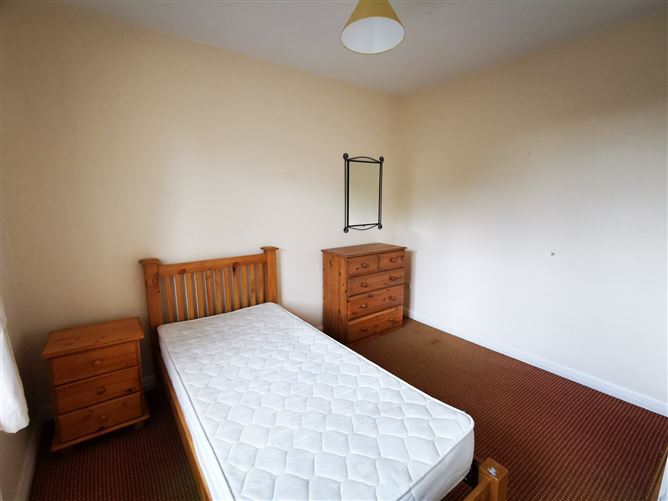 6 Woodlands, Swinford, Co. Mayo