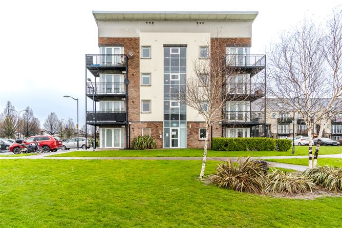 Main image for 53 Seagrave Way, Meakstown, Finglas, Dublin 11