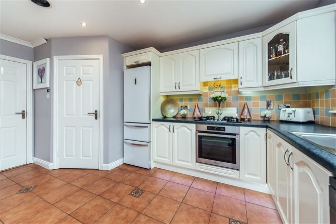 7 Ruanbeg Way, Ruanbeg Manor, Kildare Town, Kildare