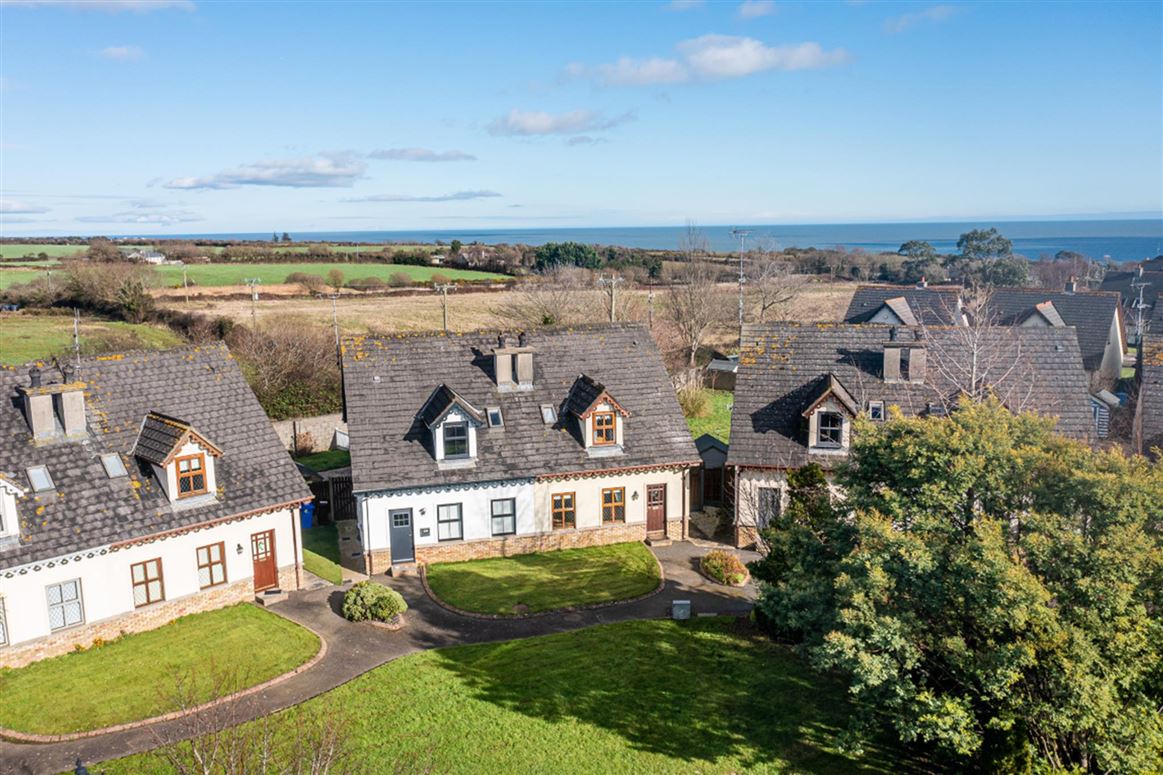 7 Sandycove PH 2, Ballymoney, Co. Wexford