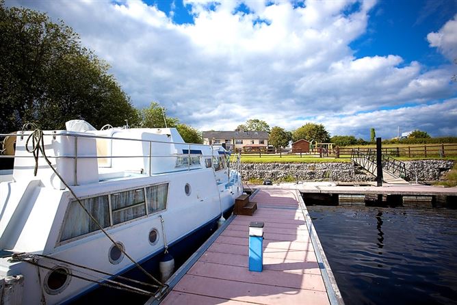 'Riverside Paradise', Esker, Banagher, Co. Galway