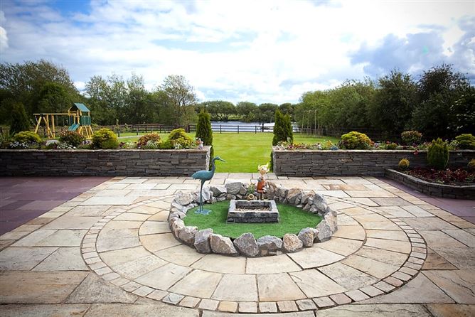 'Riverside Paradise', Esker, Banagher, Co. Galway