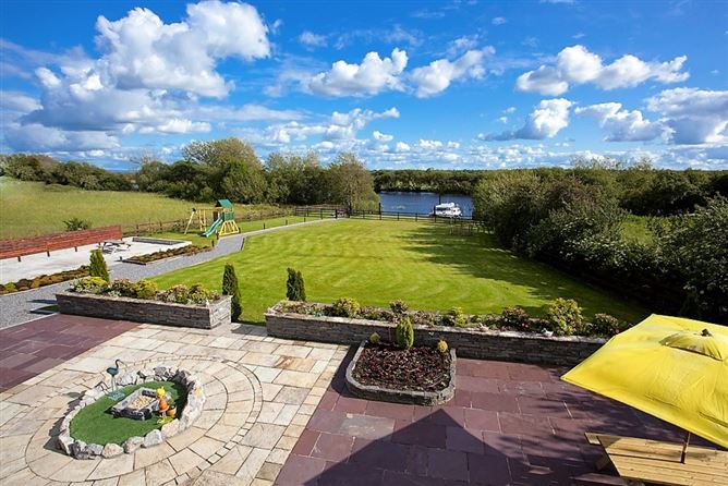 'Riverside Paradise', Esker, Banagher, Co. Galway