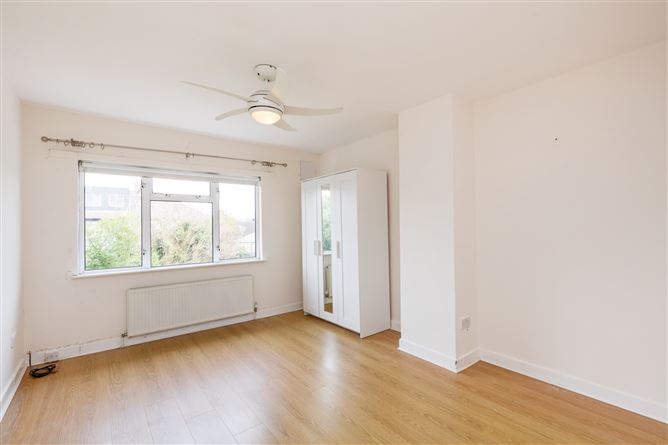 16 Brookwood Grove, Artane, Dublin 5