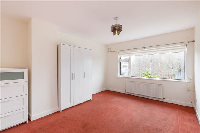 16 Brookwood Grove, Artane, Dublin 5