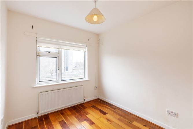 16 Brookwood Grove, Artane, Dublin 5